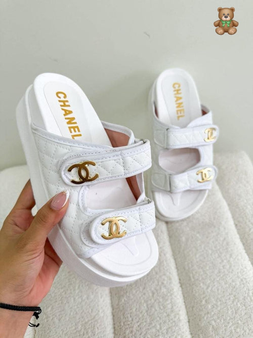 Sandalias acolchadas de doble correa en color Blanco